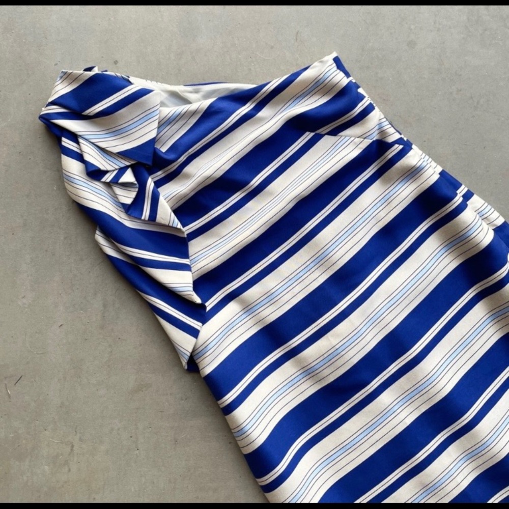 Banana Republic one shoulder dress - Picture 2 of 7